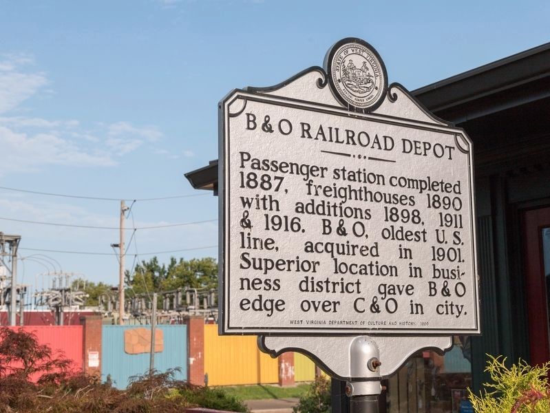B&O Railroad Depot (side one) image. Click for full size.