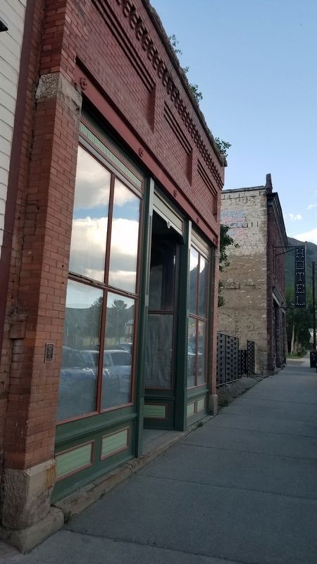 The 1345 Greene building and Marker image. Click for full size.