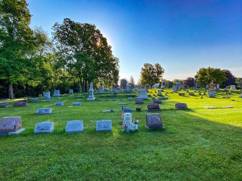 Byron Cemetery image. Click for full size.