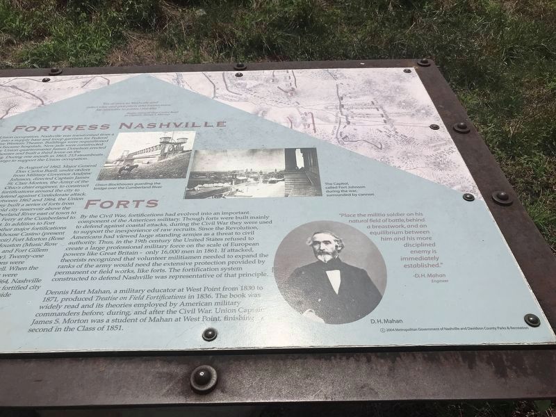 Fortress Nashville / Forts Marker (right side). Click for full size. Fortress Nashville / Forts Marker (right side) image. Click for full size.