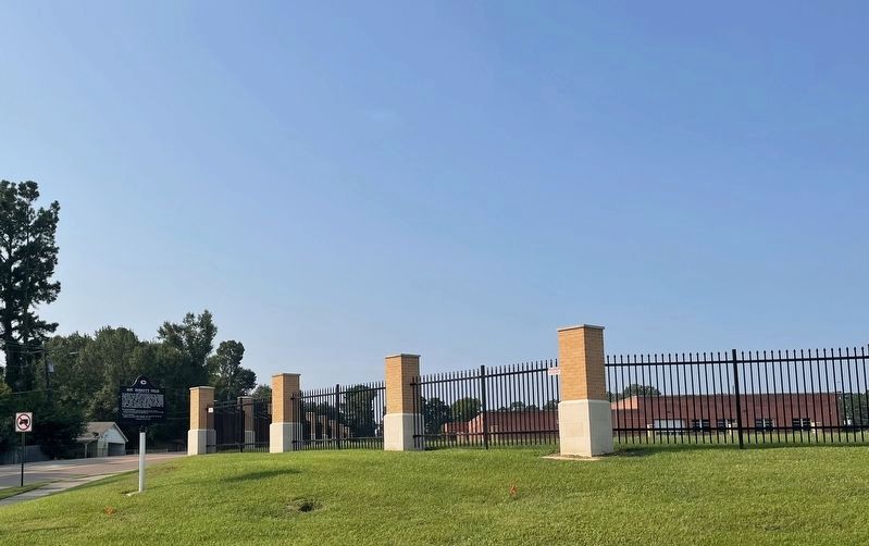 View of marker and field looking towards West Lakeview Drive image. Click for full size.