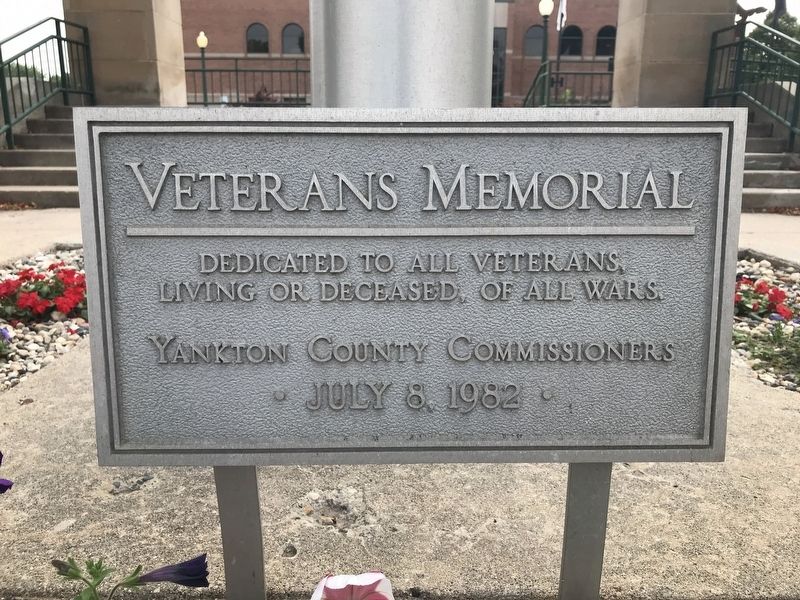 Veterans Memorial image. Click for full size.