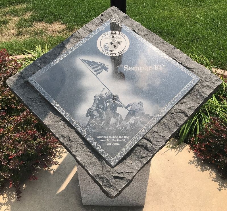 Veterans Memorial U.S. Marine Corps Granite Pedestal image. Click for full size.
