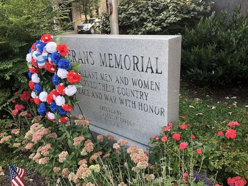 Veterans Memorial image. Click for full size.