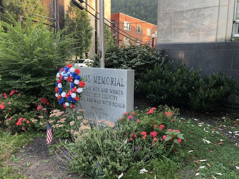 Veterans Memorial image. Click for full size.