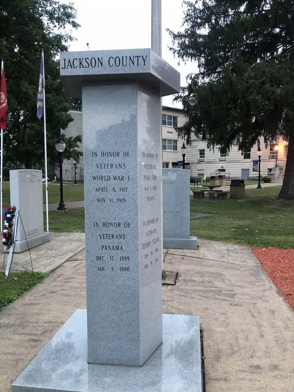 Jackson County Veterans Memorial Park image. Click for full size.