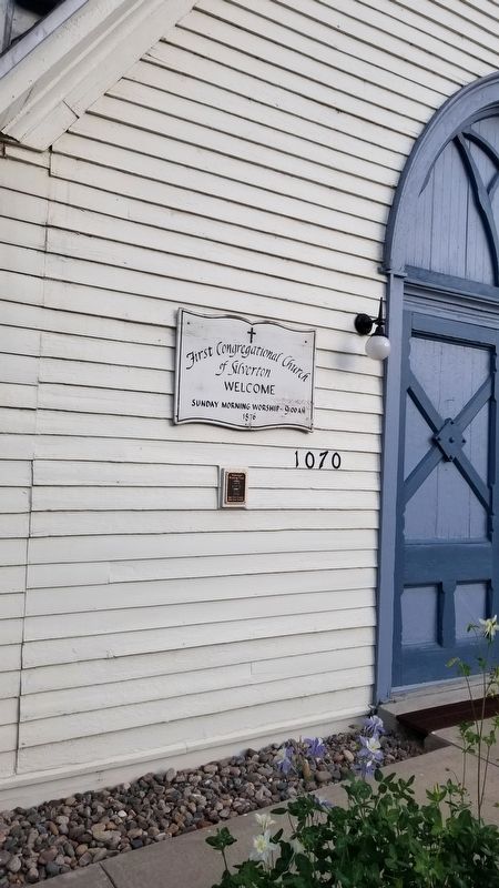 The 1060 Reese Marker near the front door image. Click for full size.