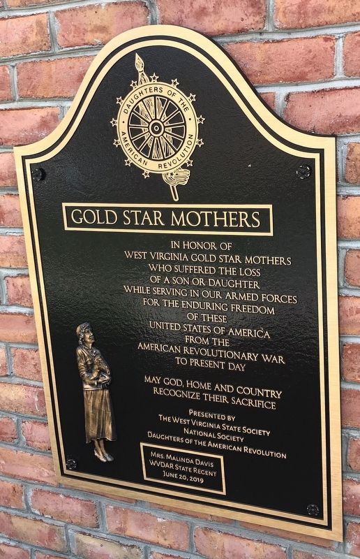 Gold Star Mothers Marker. Click for full size. Gold Star Mothers Marker image. Click for full size.