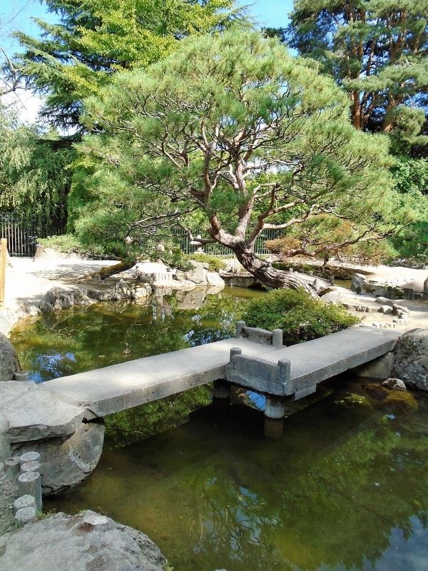 Seike Japanese Garden. Click for full size. Seike Japanese Garden image. Click for full size.