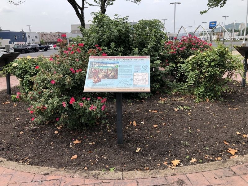 Kanawha Valley Mound Builders Marker. Click for full size. Kanawha Valley Mound Builders Marker image. Click for full size.