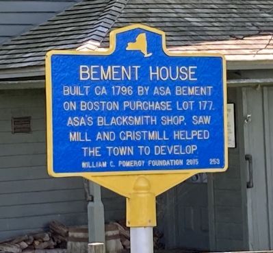 Bement House Marker. Click for full size. Bement House Marker image. Click for full size.