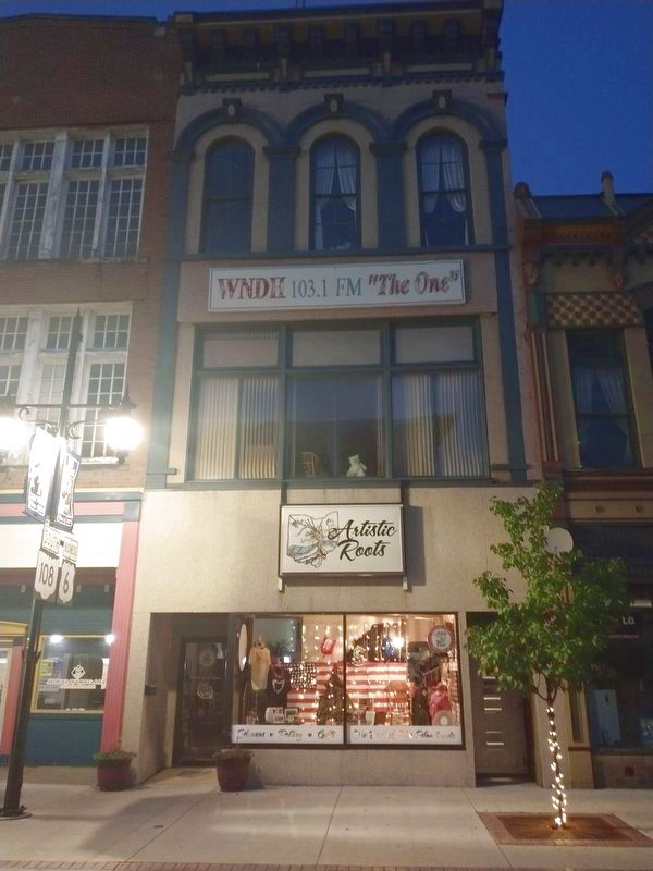 709 N. Perry Street image. Click for full size.