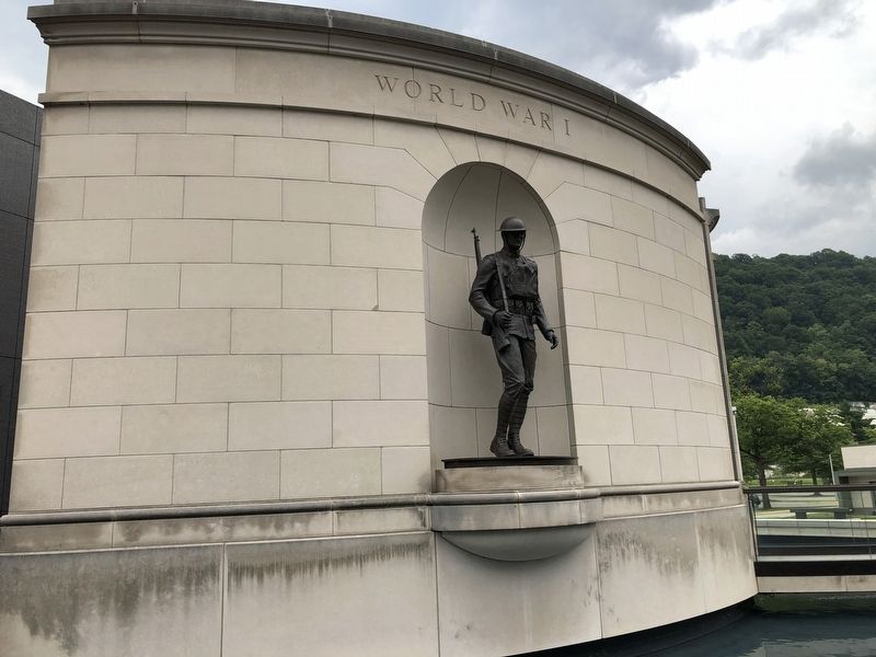 West Virginia Veterans Memorial image. Click for full size.