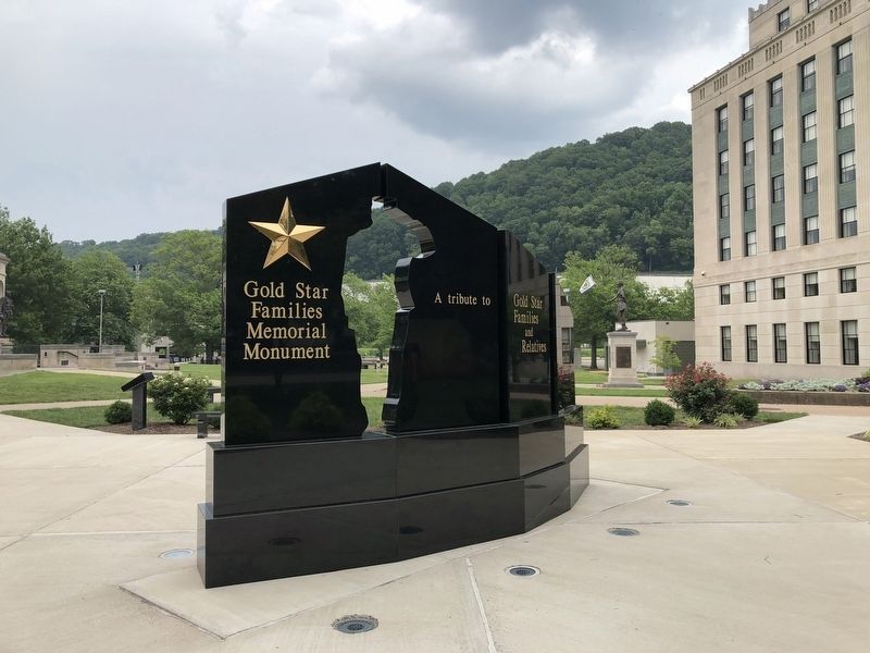 Gold Star Families Memorial Monument image. Click for full size.