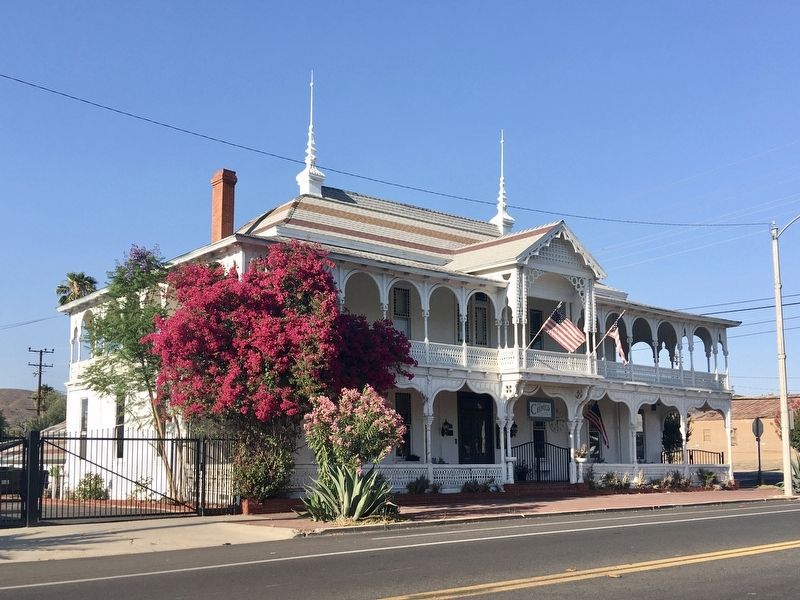 Crescent Bath House. Click for full size. Crescent Bath House image. Click for full size.