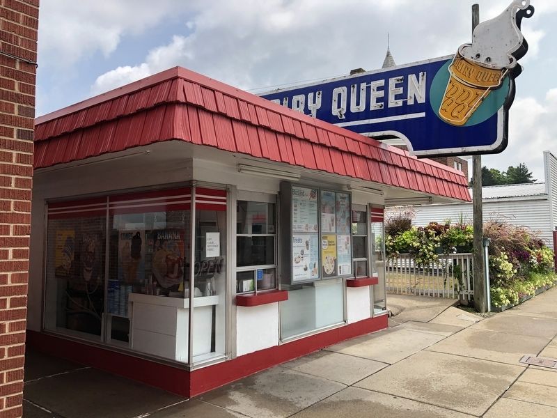 The now-vintage Dairy Queen image. Click for full size.