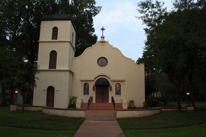 Holy Cross Catholic Church. Click for full size. Holy Cross Catholic Church image. Click for full size.