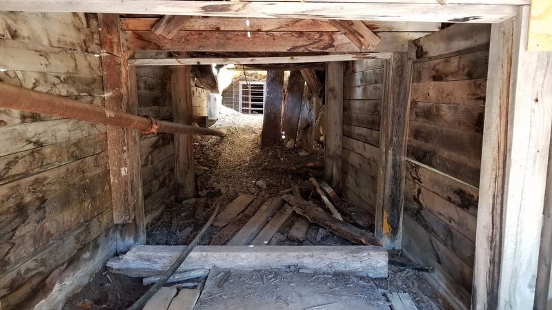 Inside view of the Larson Brothers Mine. Click for full size. Inside view of the Larson Brothers Mine image. Click for full size.