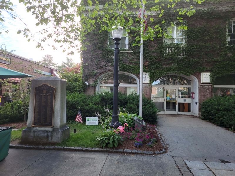 Hanover World War I Monument and Hanover Town Hall image. Click for full size.