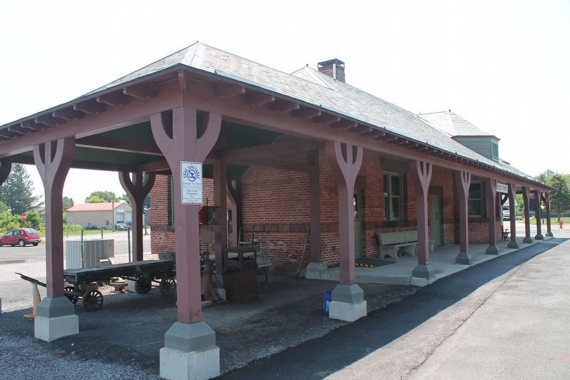 Delaware & Hudson Railroad Station image. Click for full size.