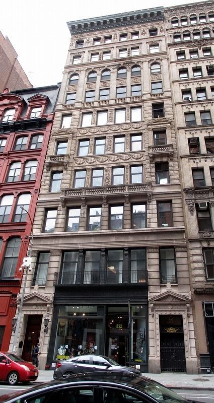 832-834 Broadway. Click for full size. 832-834 Broadway image. Click for full size.