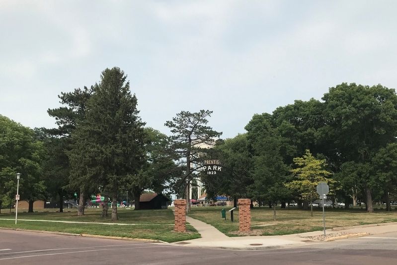 Southwest corner of Prentis Park image. Click for full size.