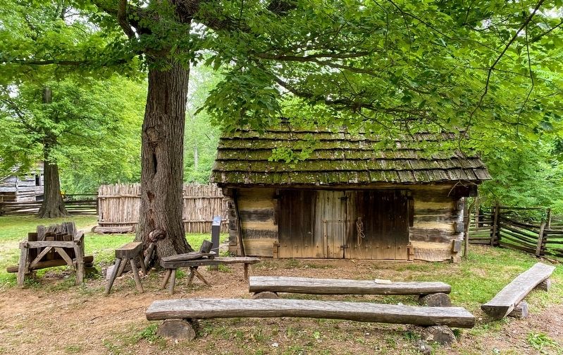 Lincoln Boyhood Farm Carpenter Shop image. Click for full size.