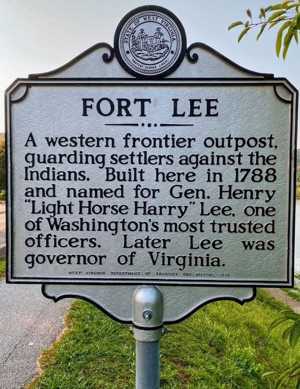 Fort Lee Marker image. Click for full size.