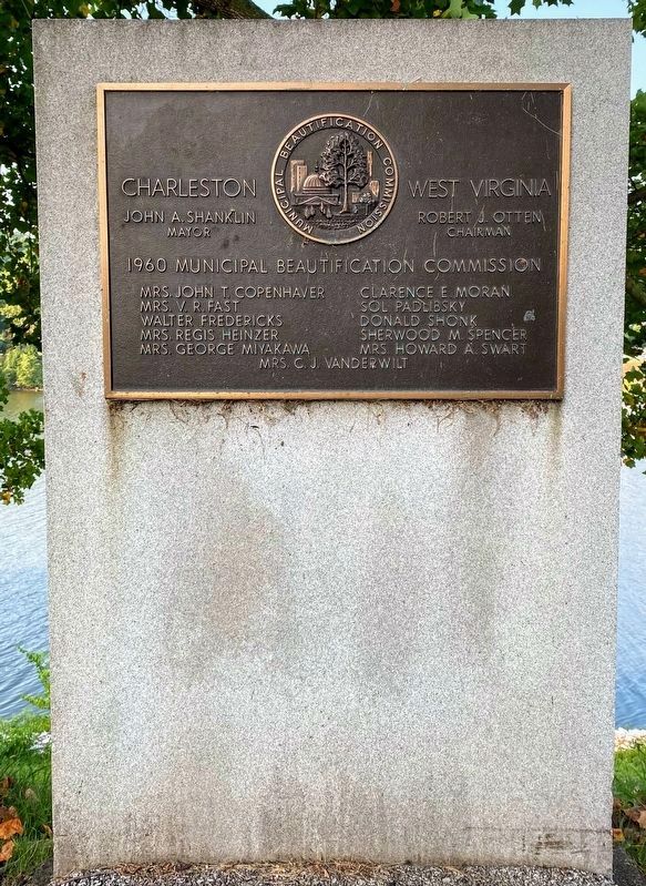 Plaque Next to the Kanawha Riflemen Marker image. Click for full size.
