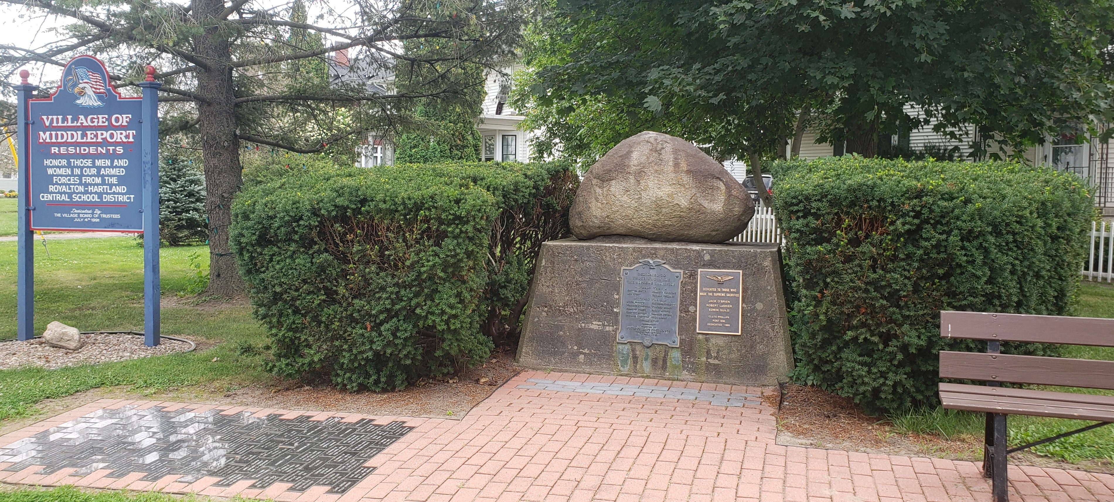 Clute-Phillips Post 938 Veterans Memorial