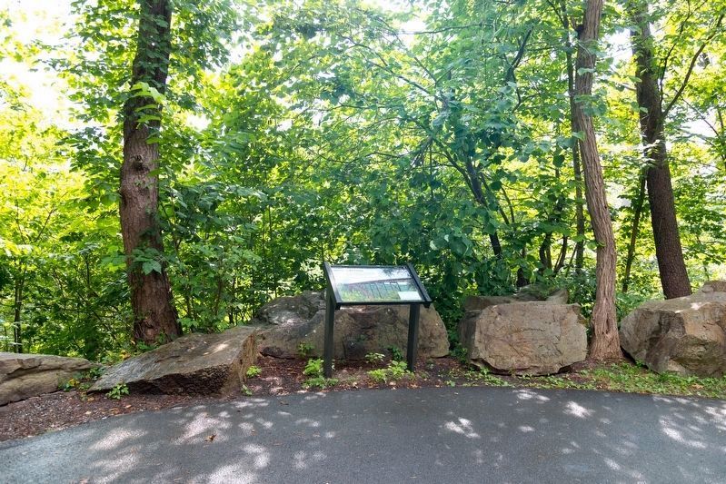 Spanning the Gorge Marker, Summer View image. Click for full size.