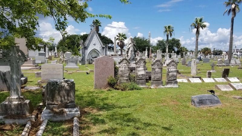 The view of the Louis Trezevant Wigfall Marker in the cemetery image. Click for full size.