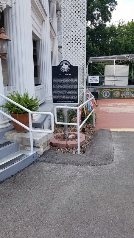Petty House Marker. Click for full size. Petty House Marker image. Click for full size.