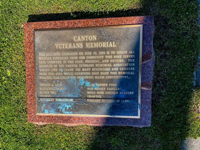 Canton Veterans Memorial image. Click for full size.