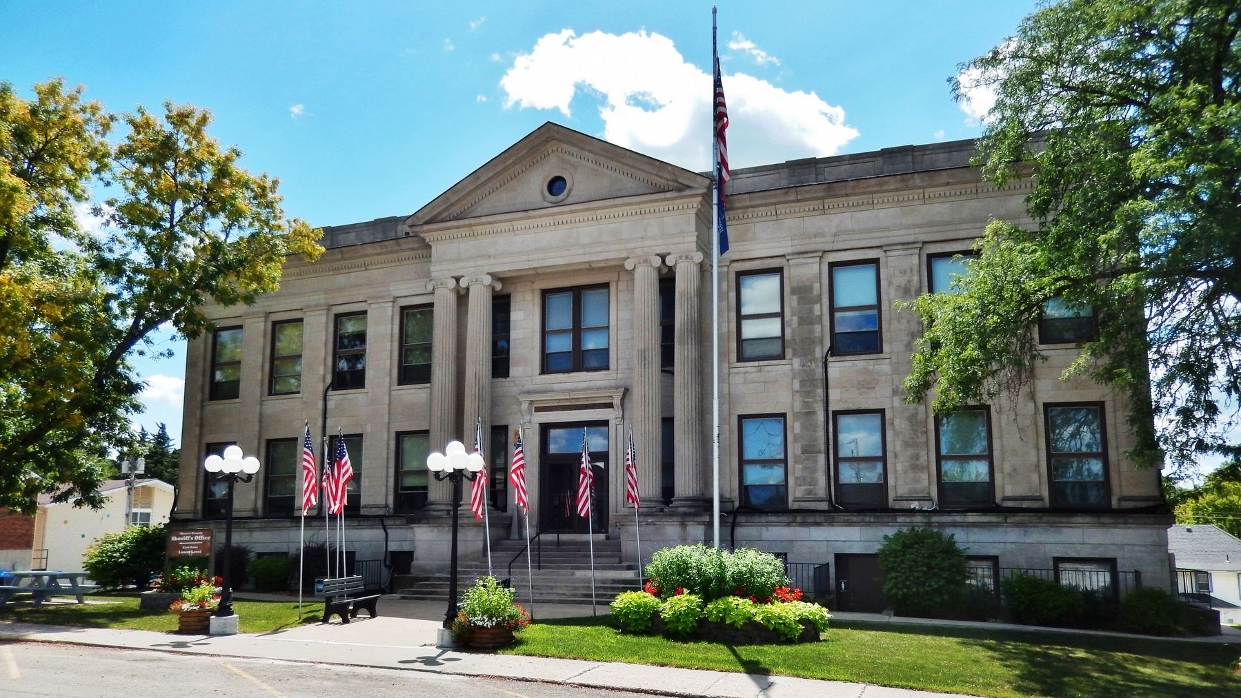 Mercer County Courthouse (<i>in nearby Princeton, Missouri</i>) image. Click for full size.