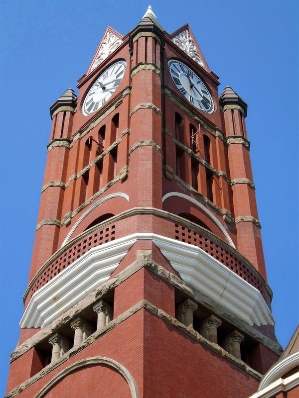 Jefferson County Courthouse Steeple image. Click for full size.
