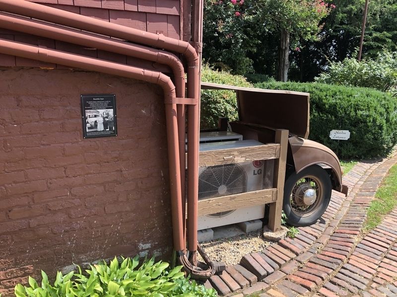 Rumble Seat Marker image. Click for full size.
