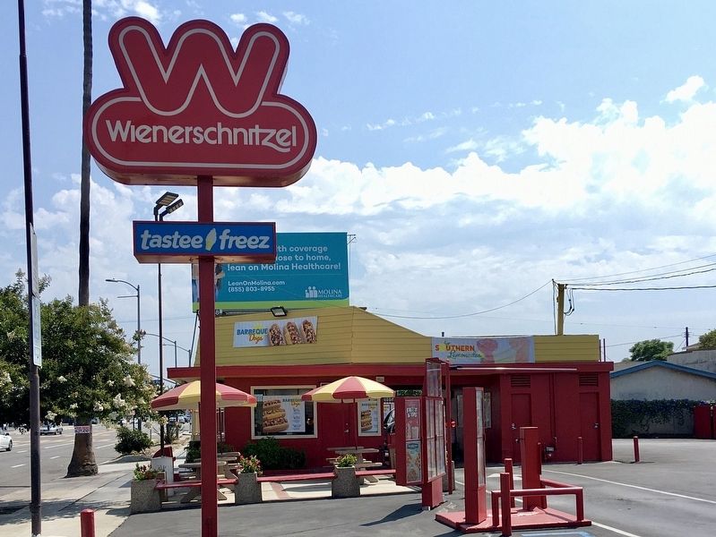 Der Wienerschnitzel #1. Click for full size. Der Wienerschnitzel #1 image. Click for full size.