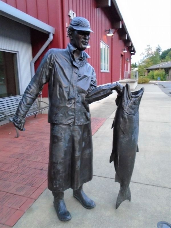 "The Big Catch" Sculpture image. Click for full size.