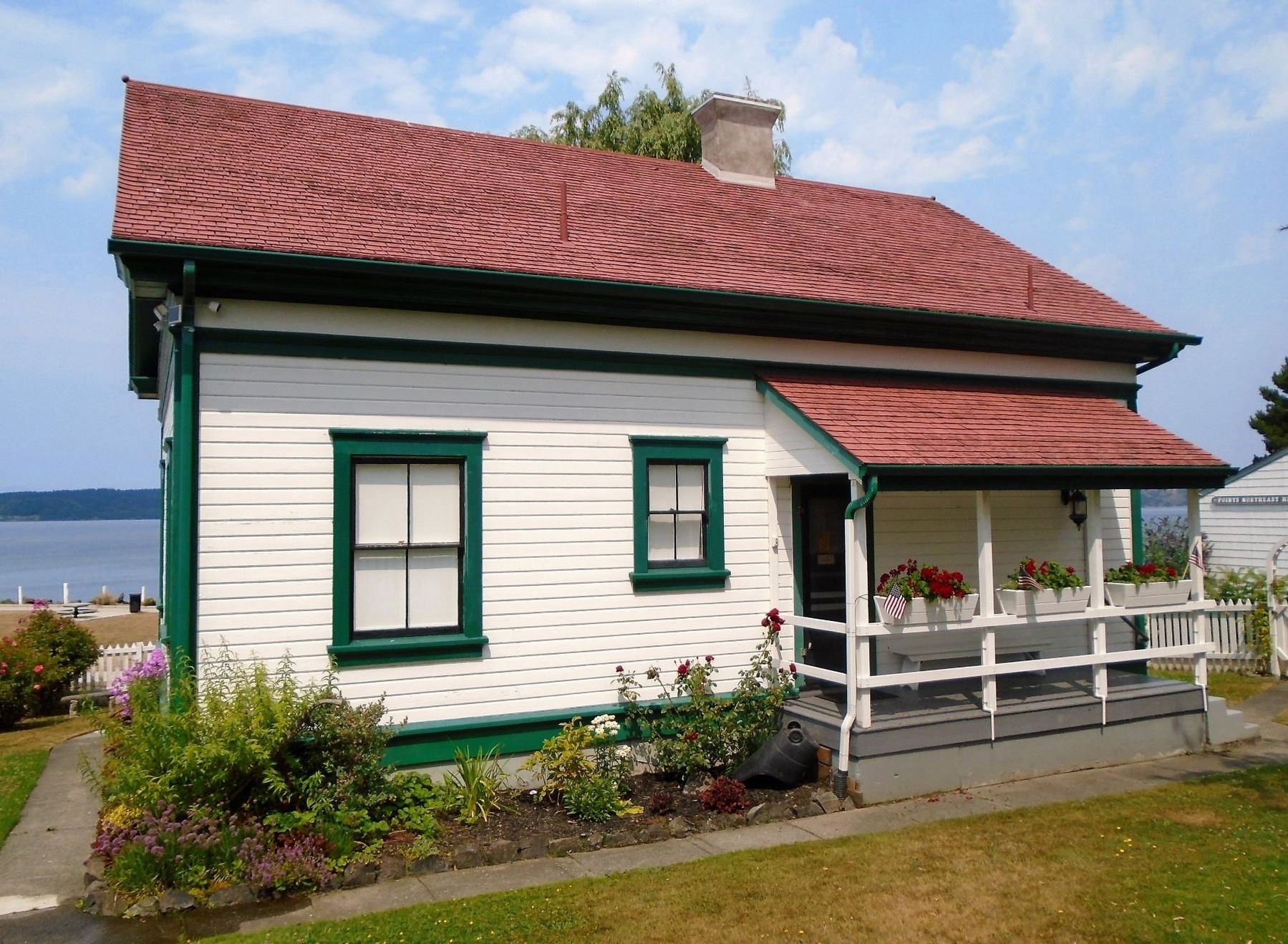 Light Keeper's Cottage (rear). Click for full size. Light Keeper's Cottage (rear) image. Click for full size.