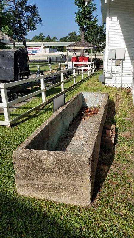 Tobacco Trough image. Click for full size.