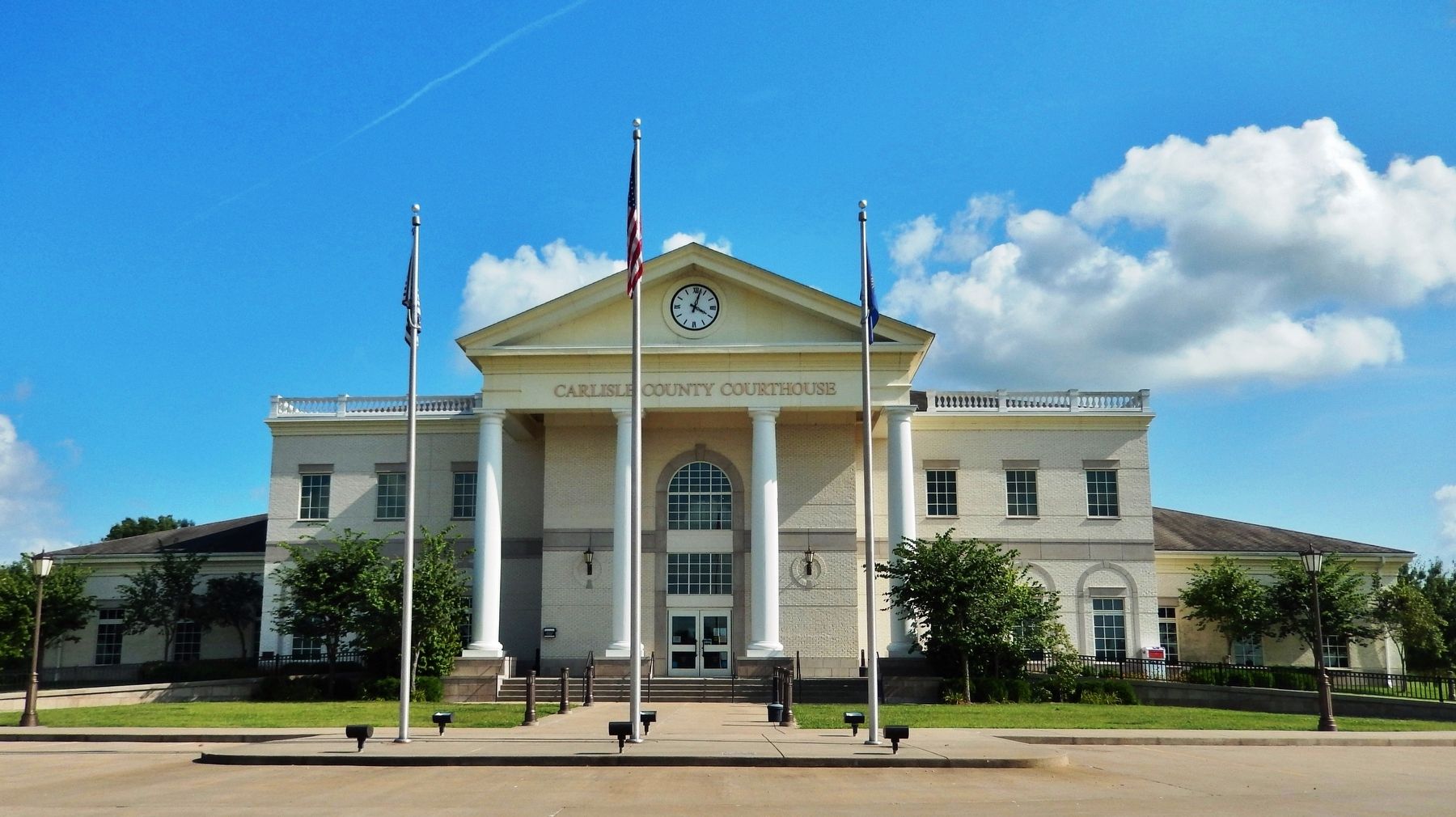 Carlisle County Courthouse. Click for full size. Carlisle County Courthouse image. Click for full size.