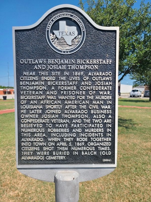 Outlaws Benjamin Bickerstaff and Josiah Thompson Marker image. Click for full size.