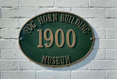 1900 - Fog Horn Building Museum plaque image. Click for full size.