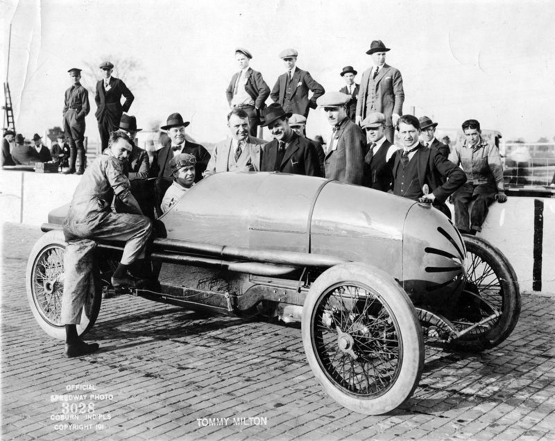 Frontenac Car image. Click for full size.