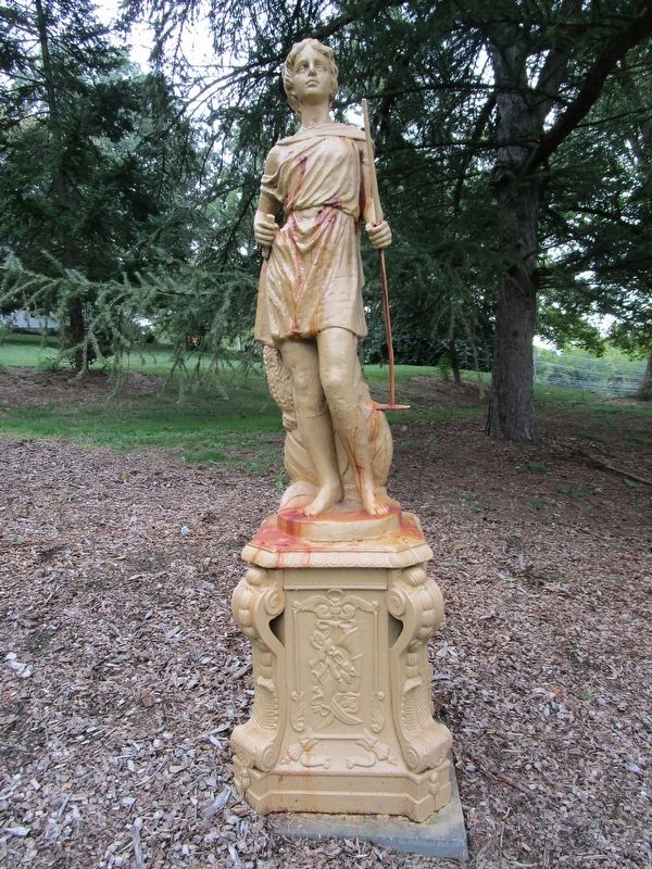 Four Seasons Statue. Click for full size. Four Seasons Statue image. Click for full size.