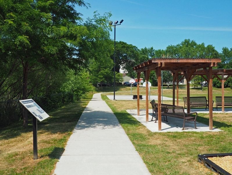 Marker in Curtiss Field Park image. Click for full size.