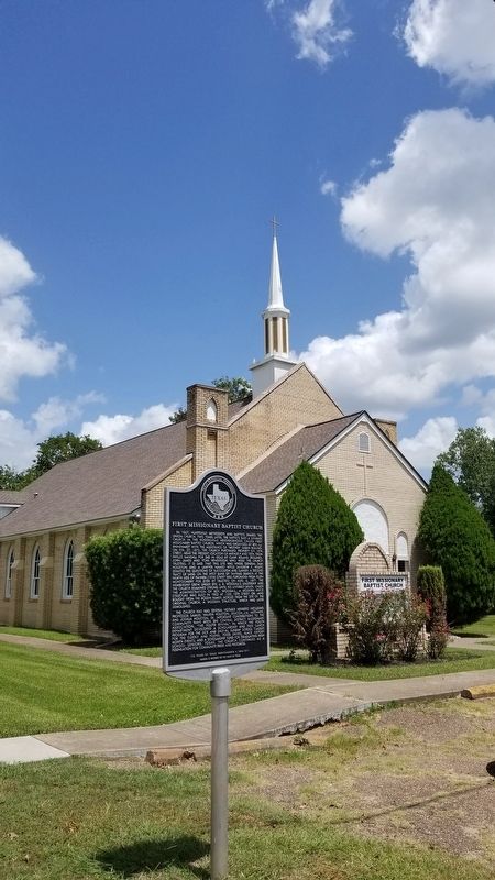 The First Missionary Baptist Church and Marker image. Click for full size.