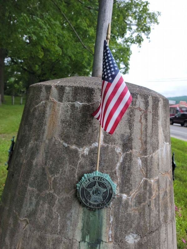 Windsor Veterans Memorial image. Click for full size.