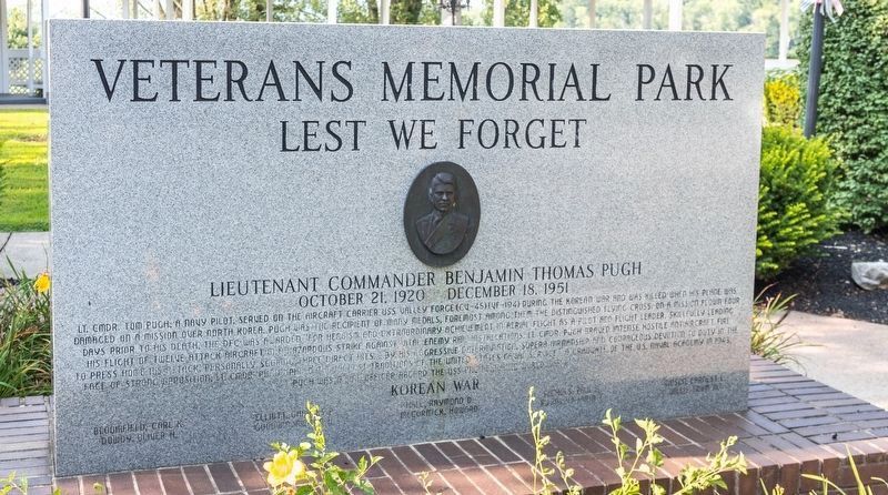 Veterans Memorial Park Monument, front image. Click for full size.